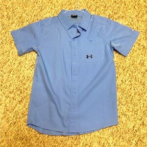 Boys Under Armour button down shirt lightweight Carolina blue size medium